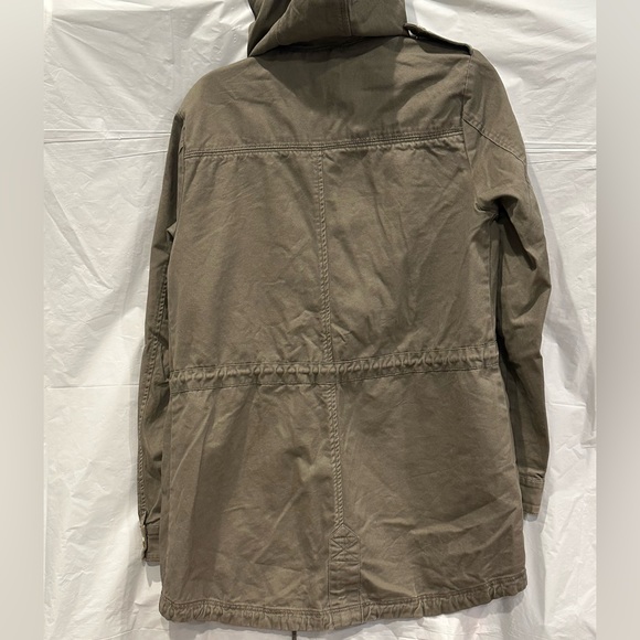 Women’s Jacket - Picture 2 of 4